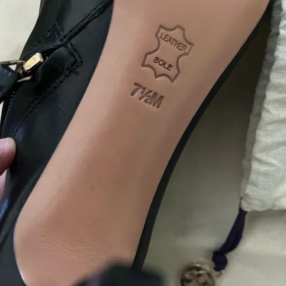 Like New Tory Burch Greenwich 85mm heel booties 7.5 - Picture 5 of 14